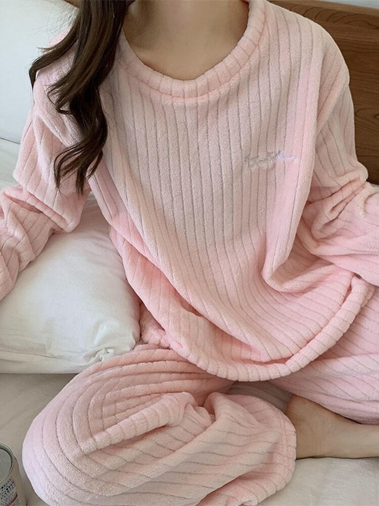 Winter Soft Velvet Pajama Set