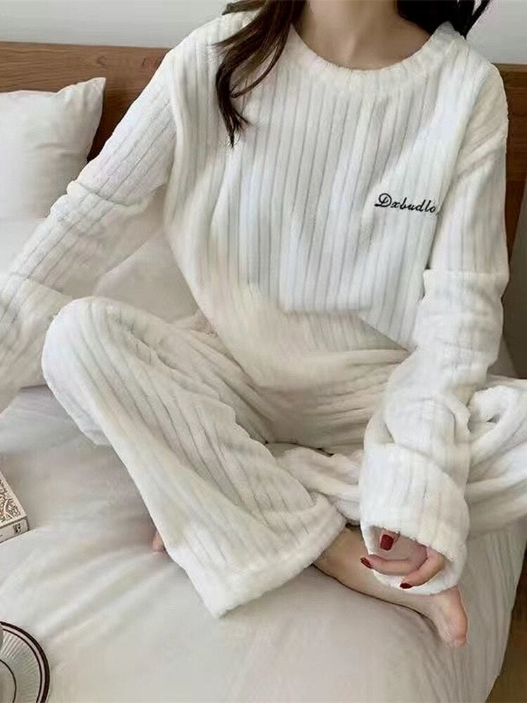 Conjunto de pijama de terciopelo suave de invierno