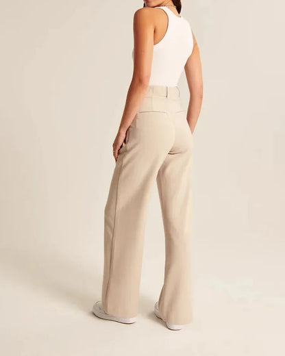 Light and wide tailored trousers