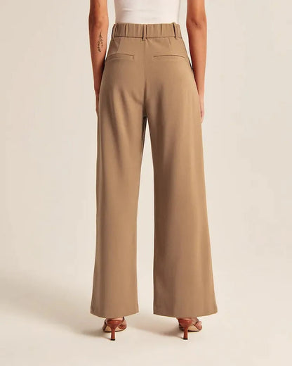 Light and wide tailored trousers